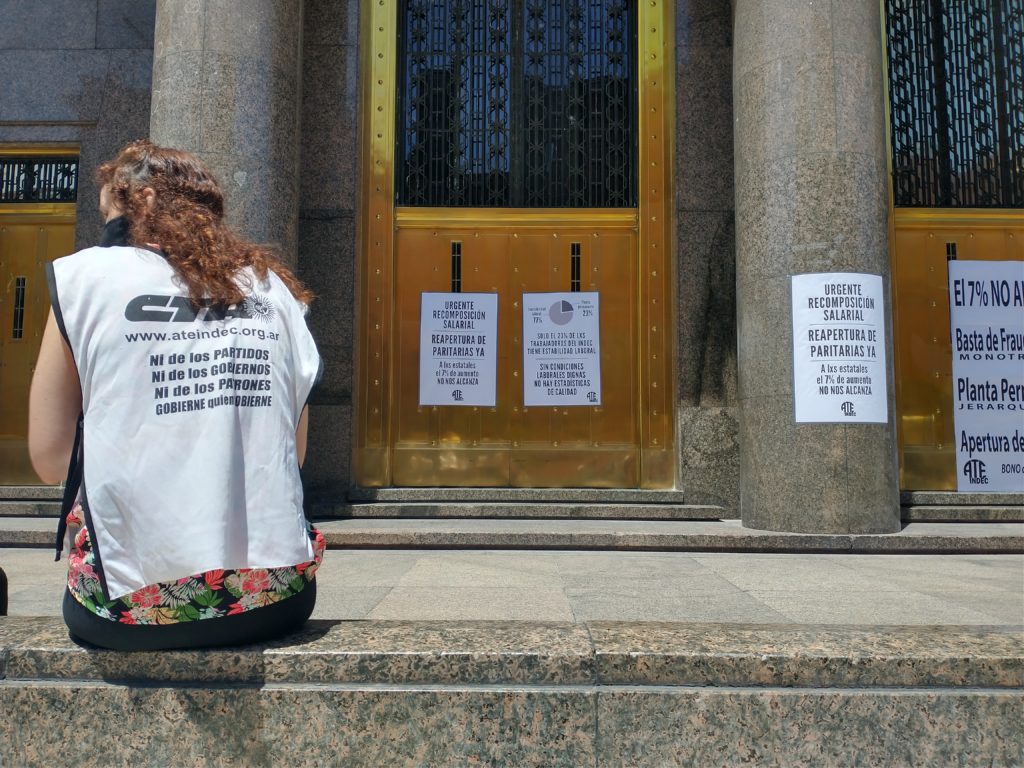 Argentina: trabajadores del Instituto Nacional de Estadísticas y Censos hacen reclamo salarial al gobierno de Fernández