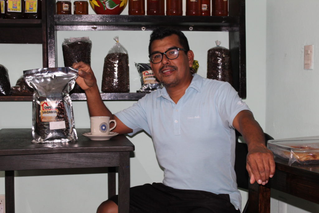 Juan Alberto Santos Meza su vida dedicada al Café