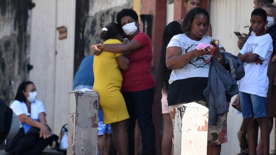 Al menos 21 muertos en una favela de Río de Janeiro por un megaoperativo policial