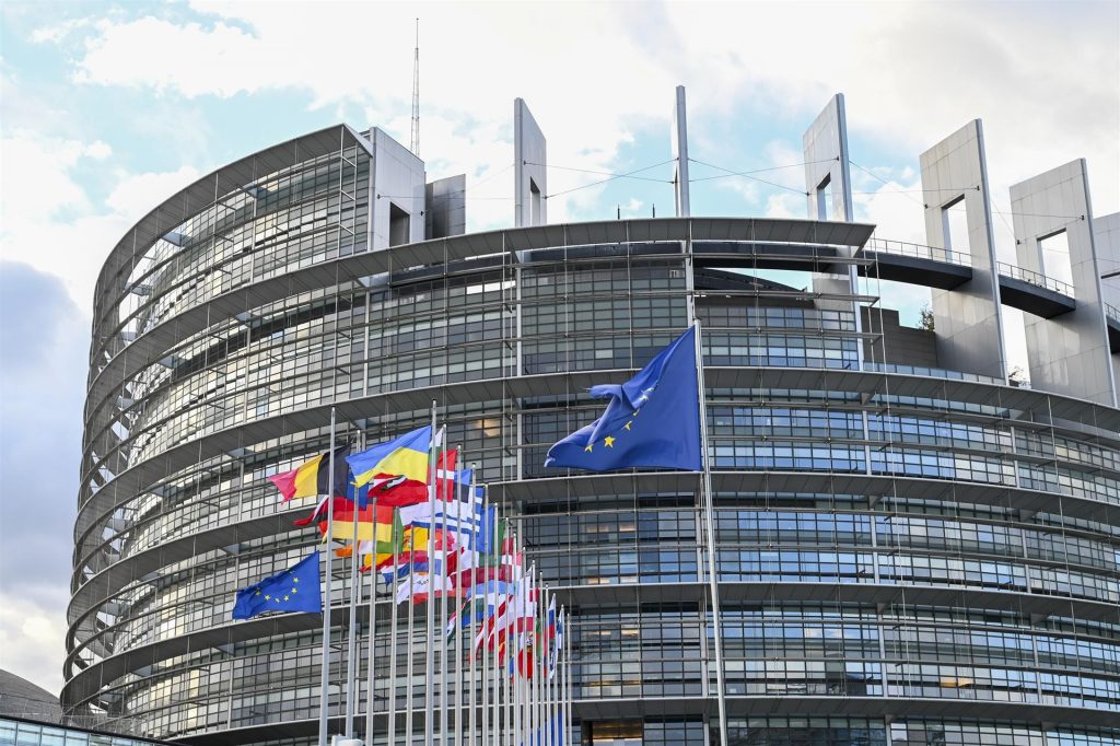 El Parlamento Europeo examina la lentitud de la Justicia en España por petición de un abogado andaluz
