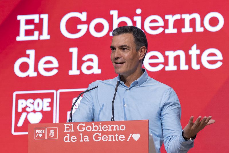 Sánchez arremete contra los “corifeos del neoliberalismo” que solo plantean “problemas a las soluciones” del Gobierno