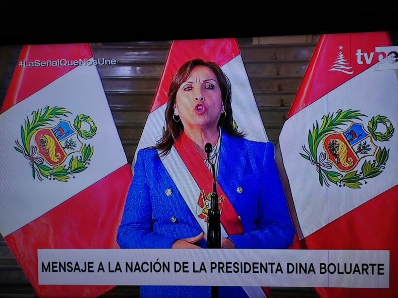 PERÚ: Adelanto de Elecciones y Estado de Emergencia