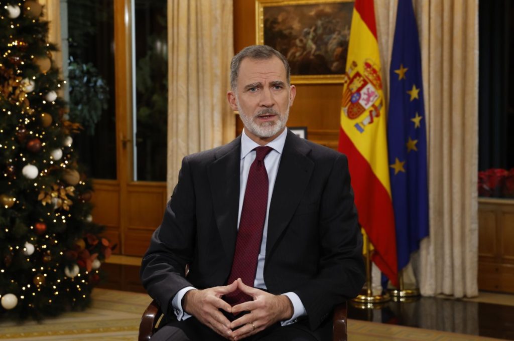 Felipe VI llama a fortalecer «nuestras instituciones»
