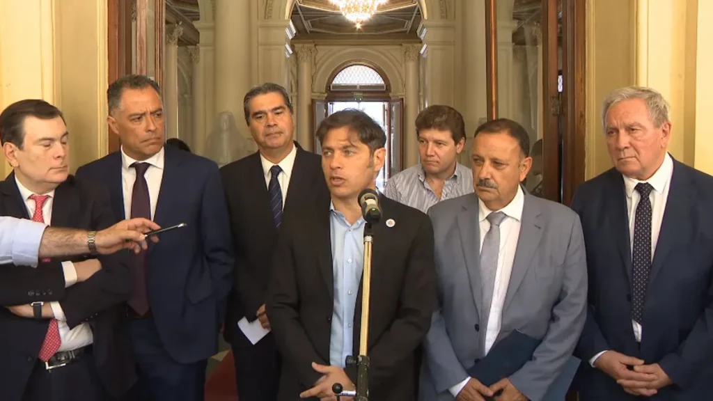 Fernández tuvo apoyo de sólo 11 gobernadores para el juicio político a la Corte