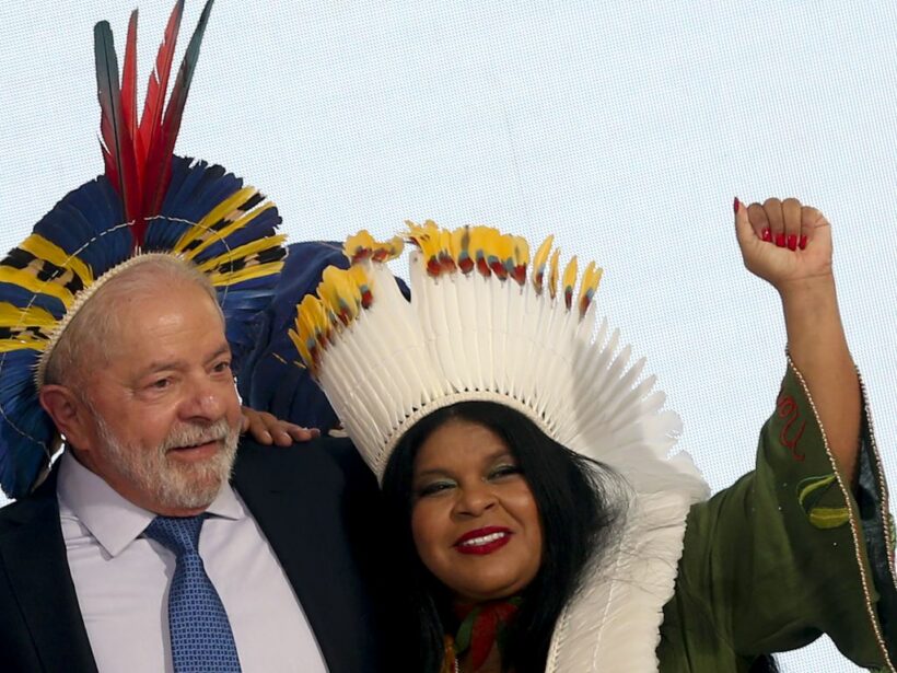 Sônia Guajajara asume como primera ministra indígena de Brasil