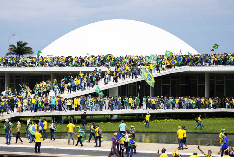 Brasil: Invadieron el Planalto, el Congreso y la Corte