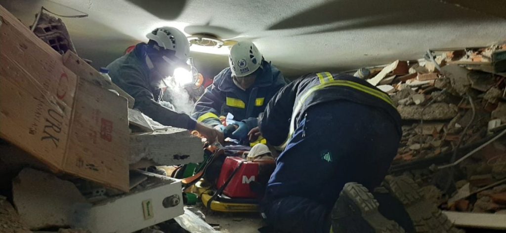 La OMS envía suministros sanitarios para 400.000 personas afectadas por los terremotos de Turquía y Siria
