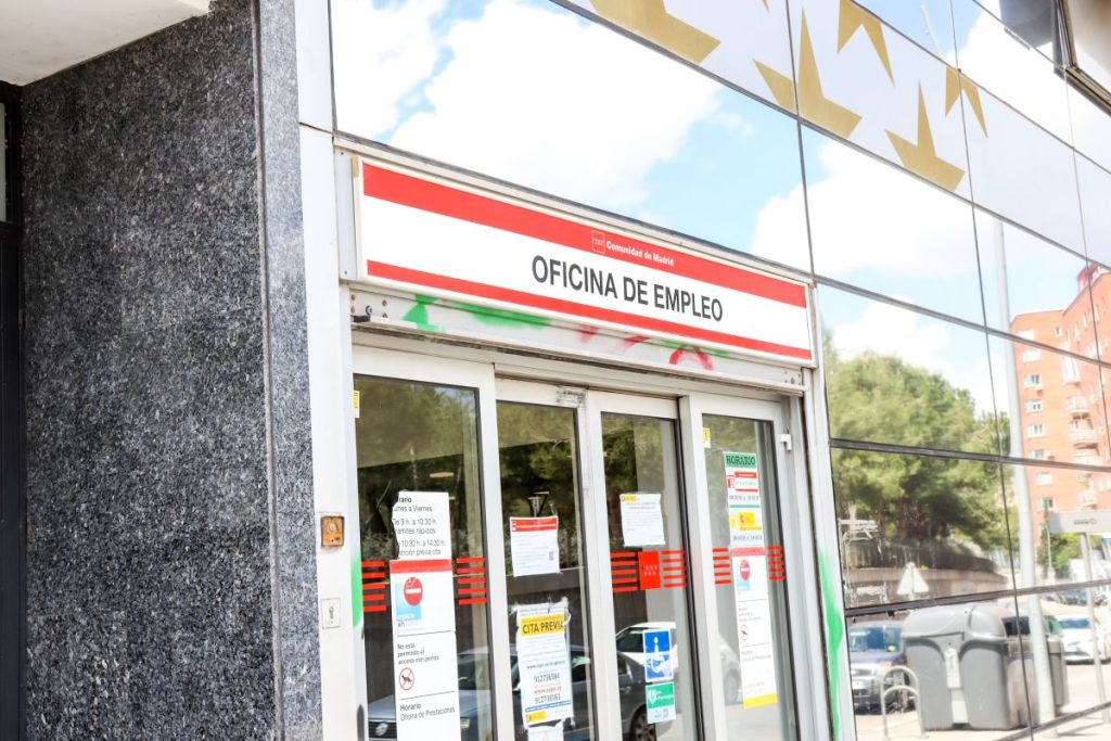 El paro sube en enero en 70.744 personas, más que hace un año