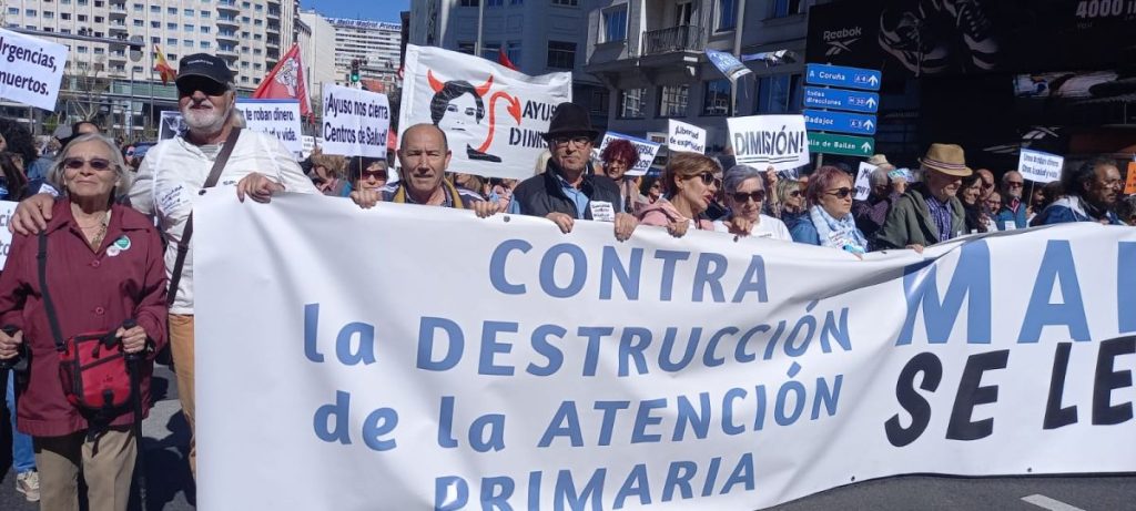 Manifestantes en Madrid reclaman una mejor sanidad pública