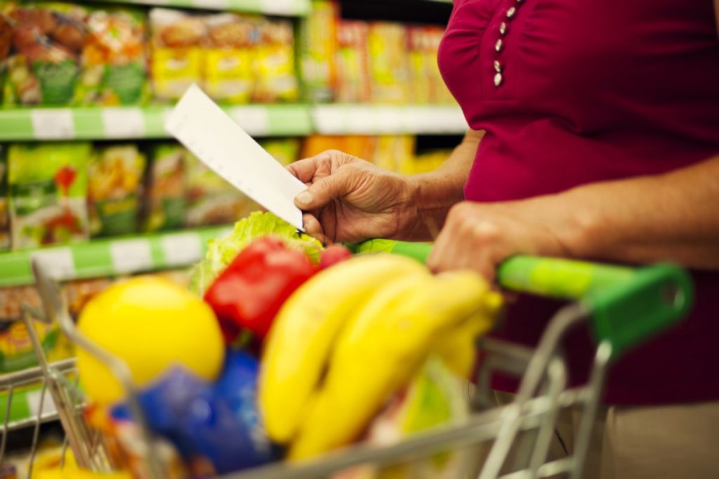 Gobierno aprueba prórroga del IVA de alimentos hasta nivel razonable.