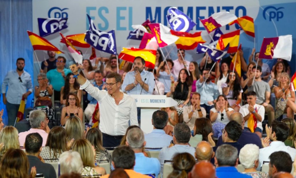 Feijóo incide en que estas son “las elecciones más importantes” de España