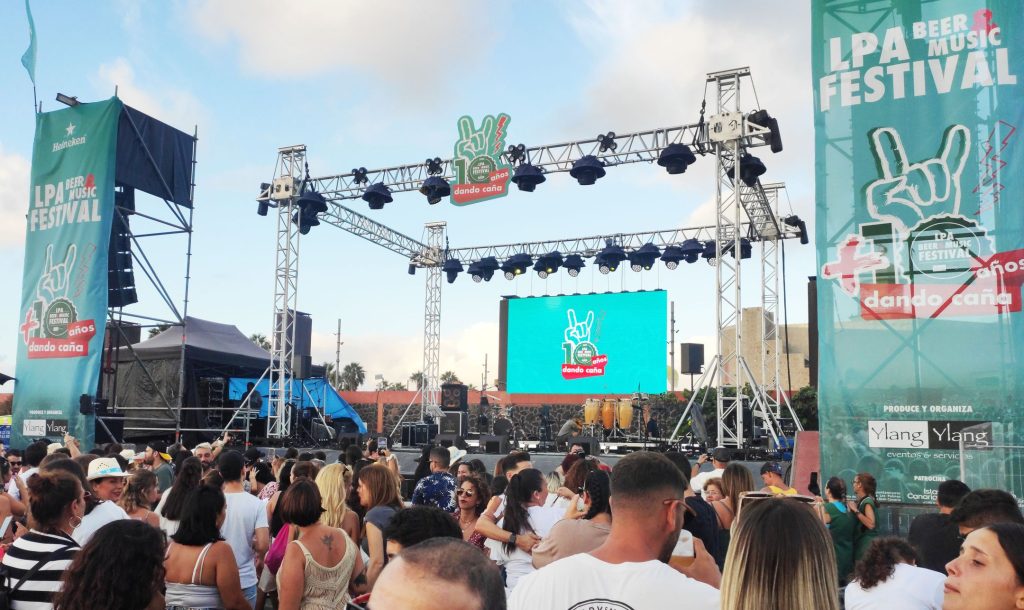 ÉXITO EN EL 10 ANIVERSARIO DEL LPA BEER & MUSIC FESTIVAL. LPA BEER & MUSIC FESTIVAL en Las Palmas de Gran Canaria