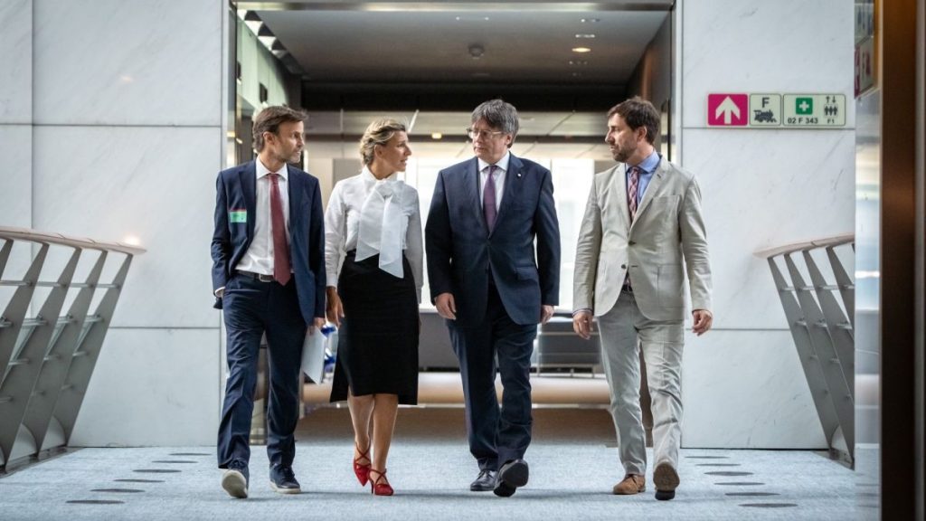 Yolanda Díaz y Puigdemont establecen «una relación normalizada y estable»