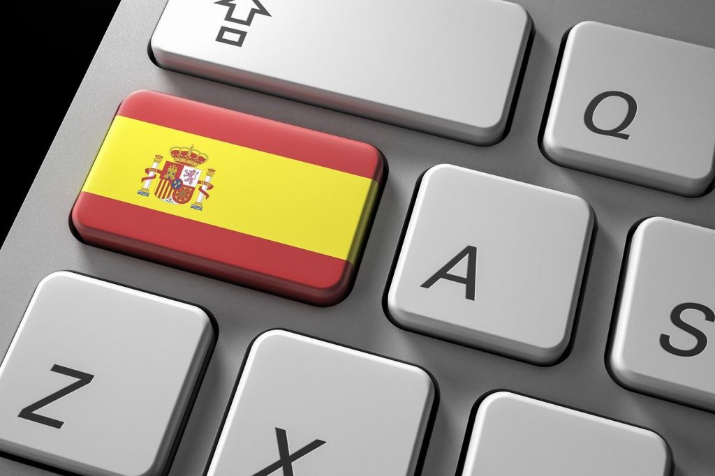 Lenguas españolas y pinganillos