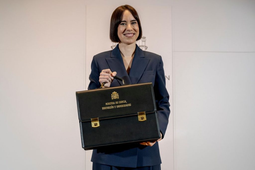 Ministra de Ciencia promete modernizar universidades españolas