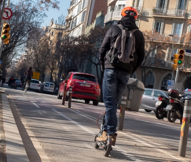 Vehículos de movilidad personal no pueden circular por vías interurbanas