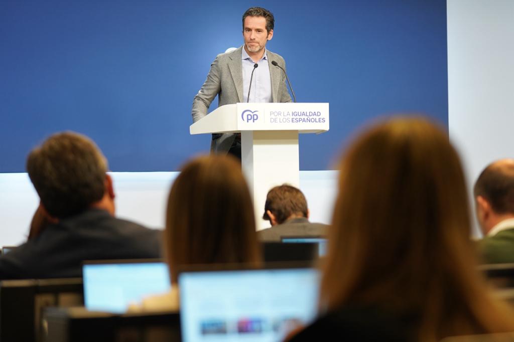 El portavoz del PP censura el gasto público mastodóntico del Estado