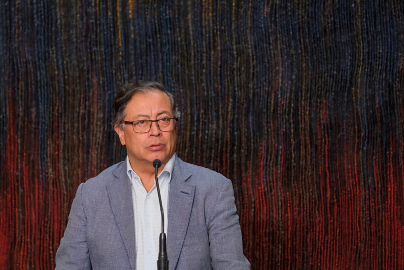 Opositores lanzan acusaciones contra presidente de Colombia
