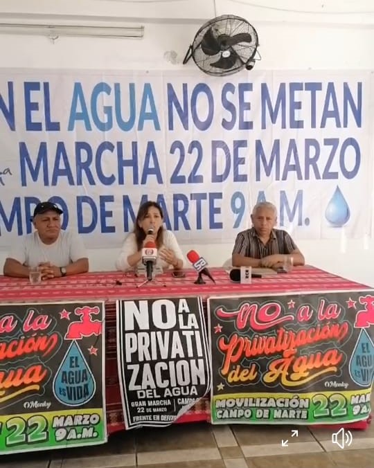 El agua es vida y No se privatiza