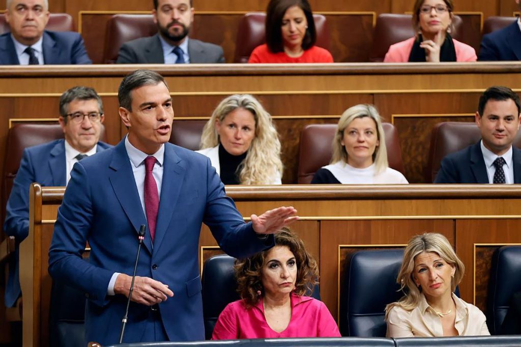Pedro Sánchez denuncia una operación de acoso y derribo en su contra
