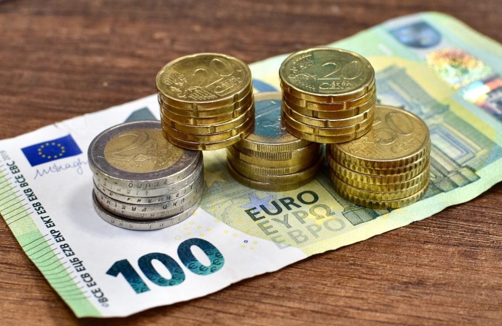 España registra aumento del 0,7% en su economía