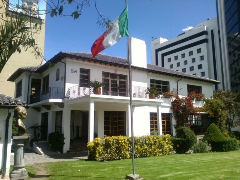 América Latina condena asalto a embajada mexicana en Ecuador