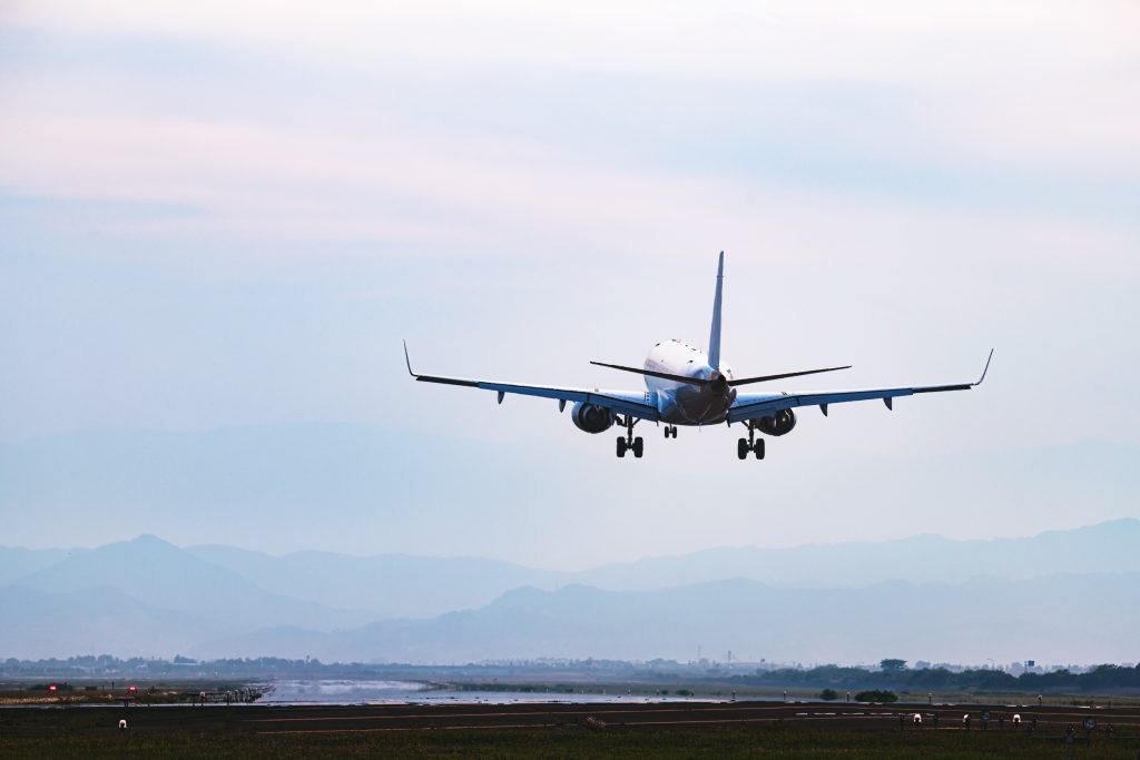 Aeropuertos españoles afectados por falla informática de Aena