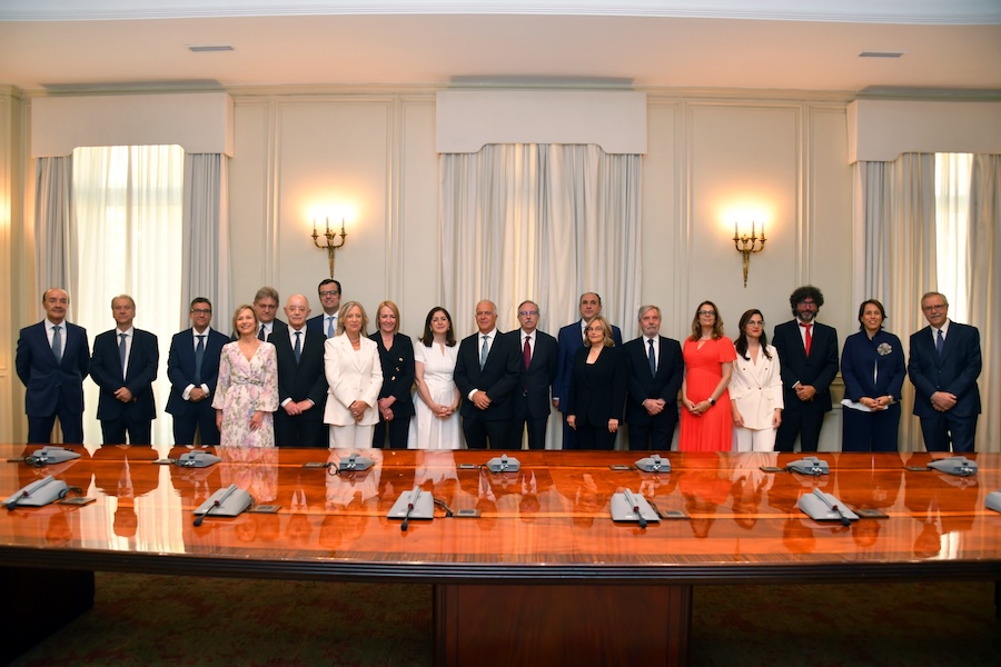 20 vocales del CGPJ prometen o juran su cargo