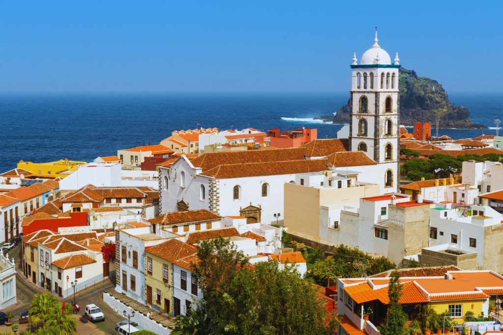 Razones para mudarse a Tenerife y las mejores zonas para vivir