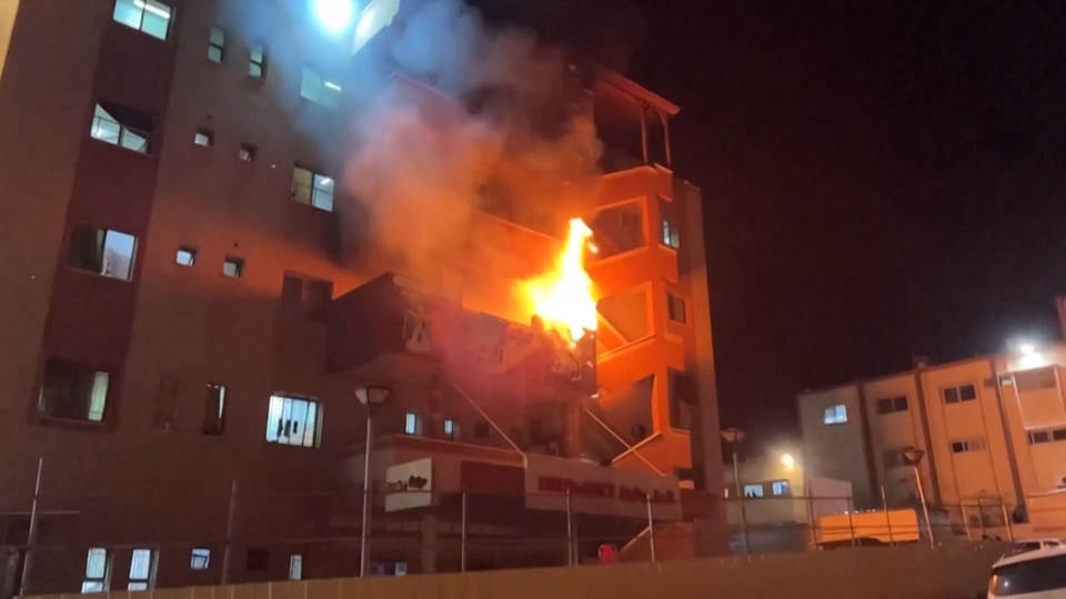 Israel bombardea hospitales en Gaza