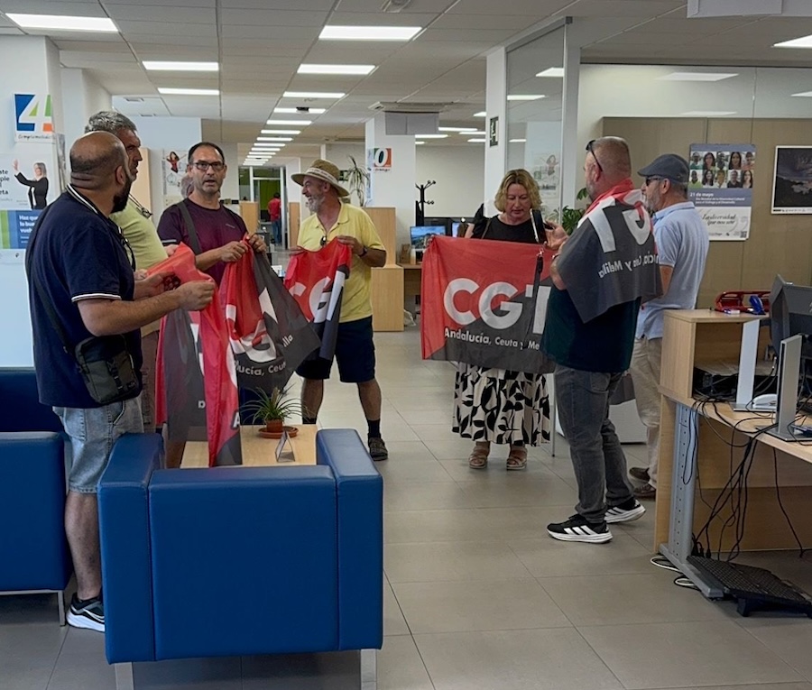 CGT ocupa las oficinas de TRAGSA en Málaga