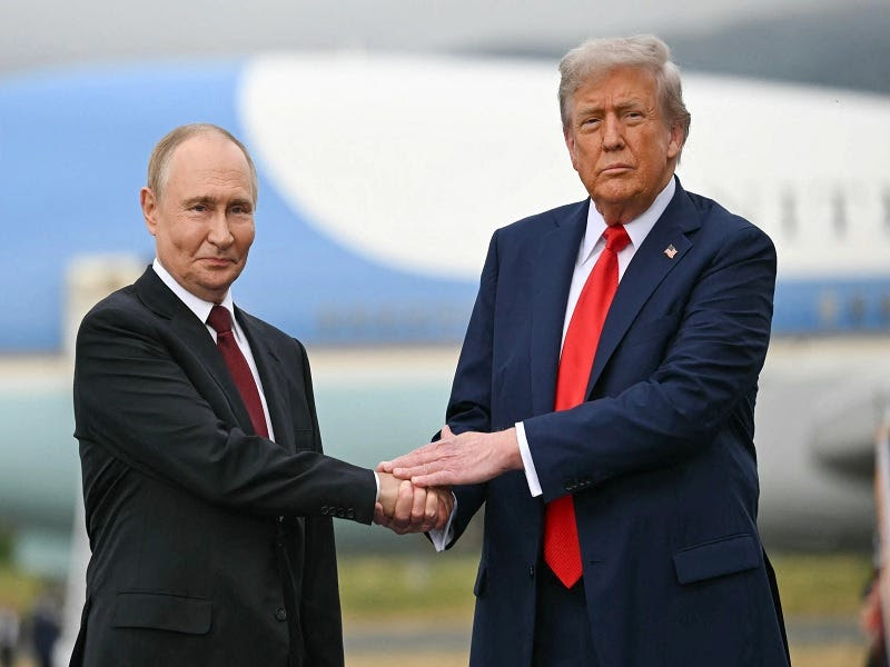 Trump y Putin, como llegar al fin de la guerra en Ucrania