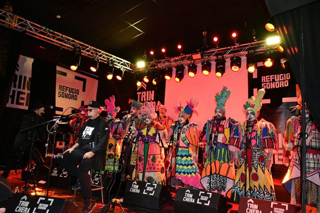 León Gieco y Agarrate Catalina convirtieron el escenario de La Trinchera en una gran fiesta