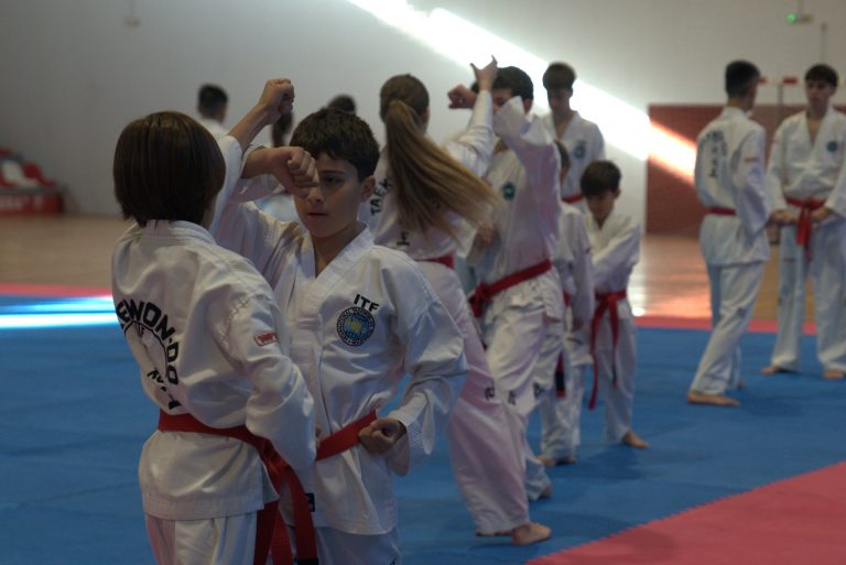 Casabermeja acoge una sesión de exámenes de cinturón negro de Taekwon-Do ITF con 123 participantes
