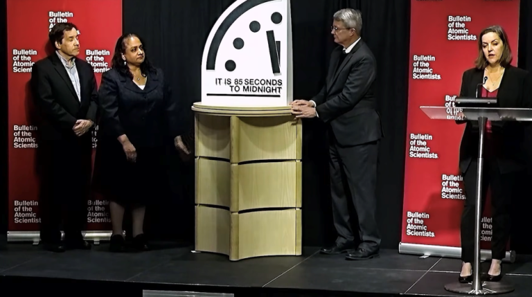 En 2026, el «Reloj del Juicio Final» marca 85 segundos para la medianoche