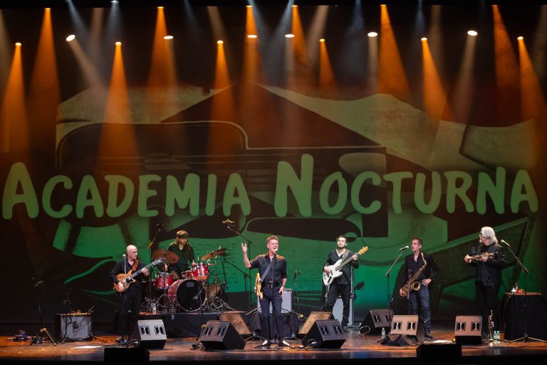 Santiago Auserón dicta cátedra musical en el Teatro Cervantes de Málaga en “Terral»