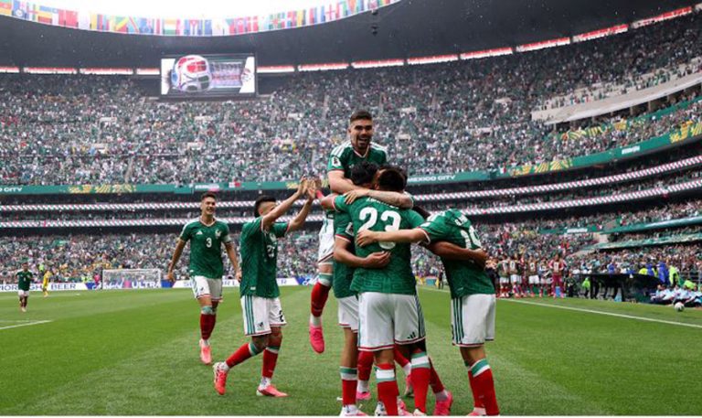 El mundo en una cancha de fútbol