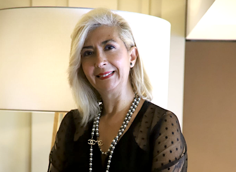 Claudia Luna Palencia estrena Geopolítica 2.0 en Radio Canal Málaga